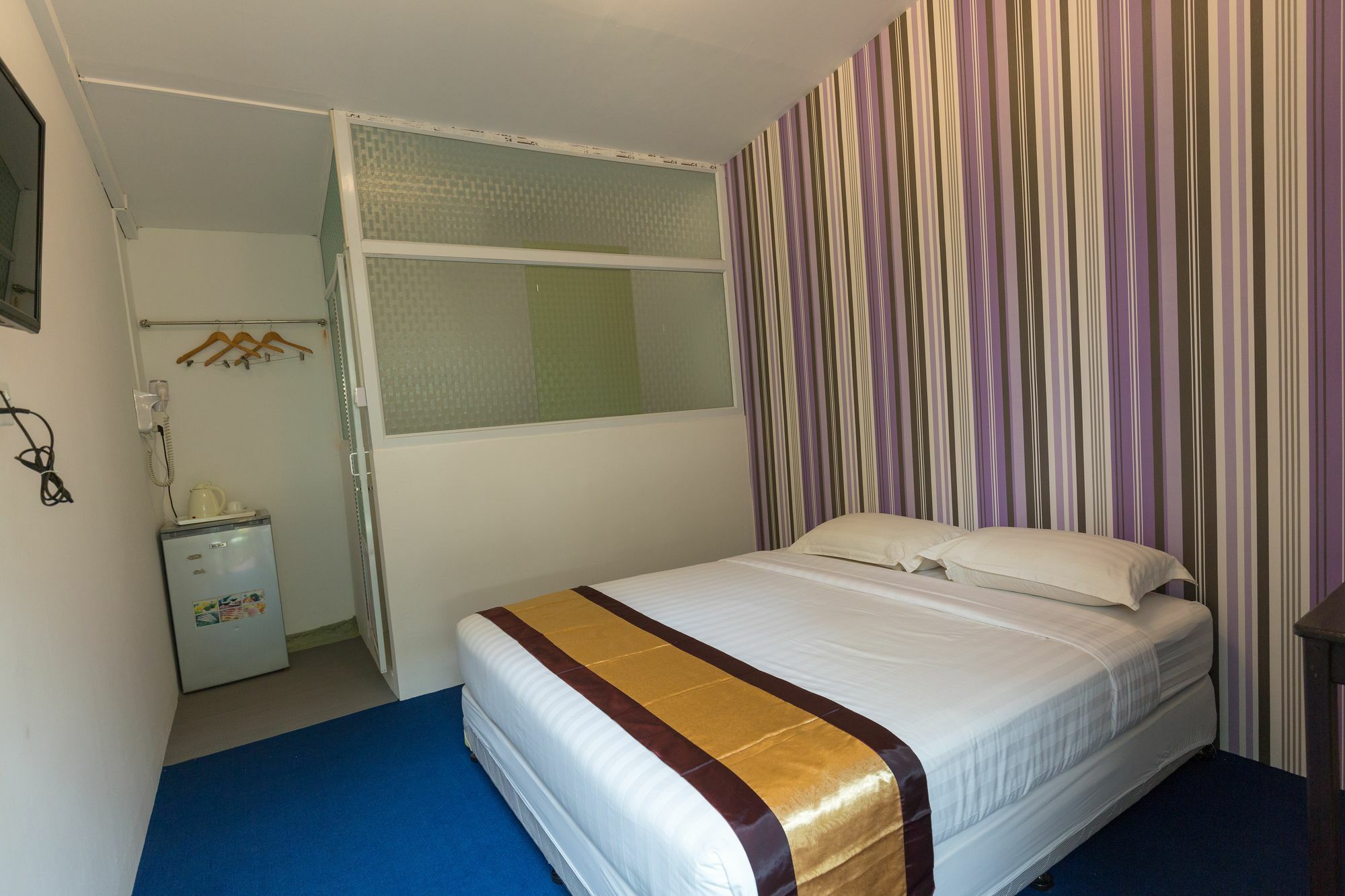 Sky View Hotel Янгон Екстериор снимка